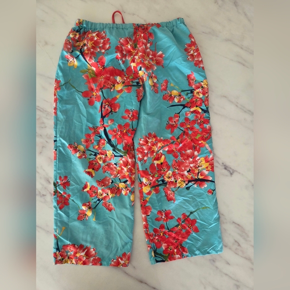 Natori Sunset Blossom Floral Satin Crop Pajama Pants Leisure Lounge - Picture 2 of 3